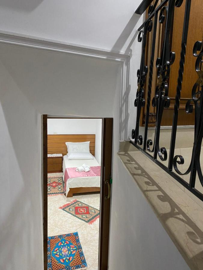 Yuri Guest House Gjirokaster Exterior photo