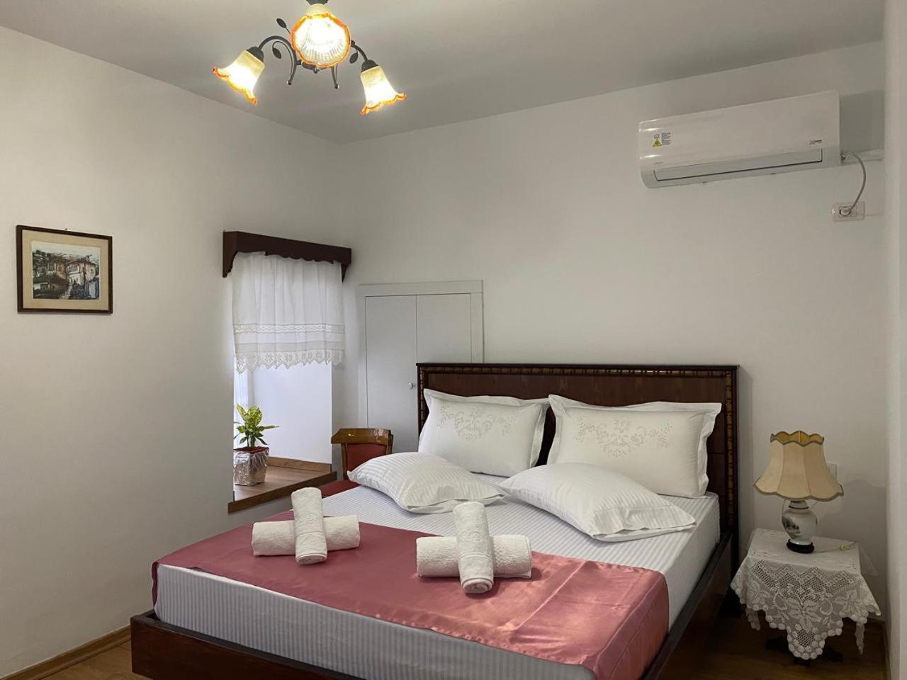 Yuri Guest House Gjirokaster Exterior photo